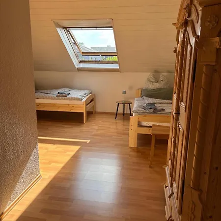 Unter Einem Dach 7